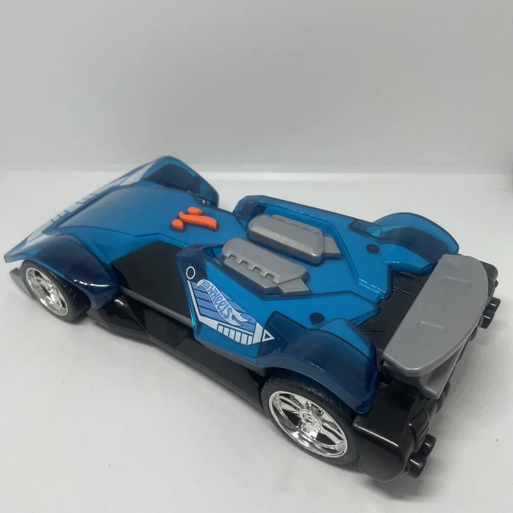 Hot Wheels Color Crashers Cyber Speeder Car  WORKING  Lights Sound‎ Moves  Fast